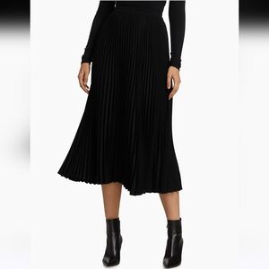 NWT Saks 5th Avenue Pleated Skirt